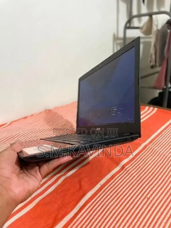 Acer i3 8thGen Laptop 12GB RAM NVMe