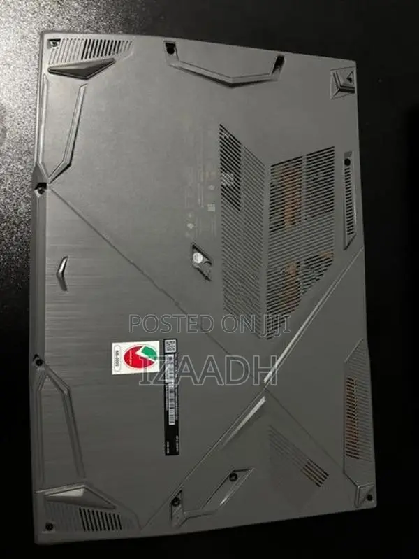MSI Thin 15 B13VE Gaming Laptop