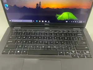 Latitude 5300 Laptop