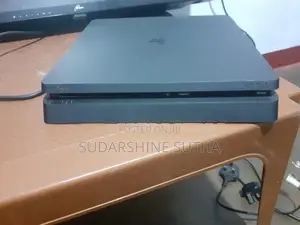 PS4 Slim Edition Console
