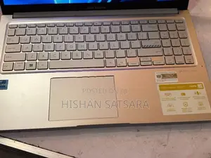 Asus VivoBook X1504VA | 13th Gen Intel i3 512GB SSD 8GB RAM