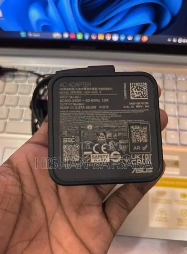 Asus VivoBook X1504VA Laptop