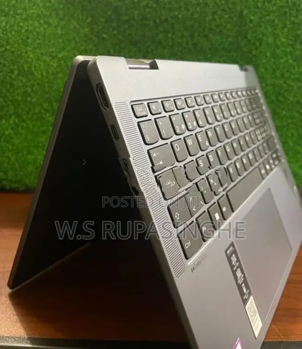 Lenovo IdeaPad 5 2-in-1 14IRU9