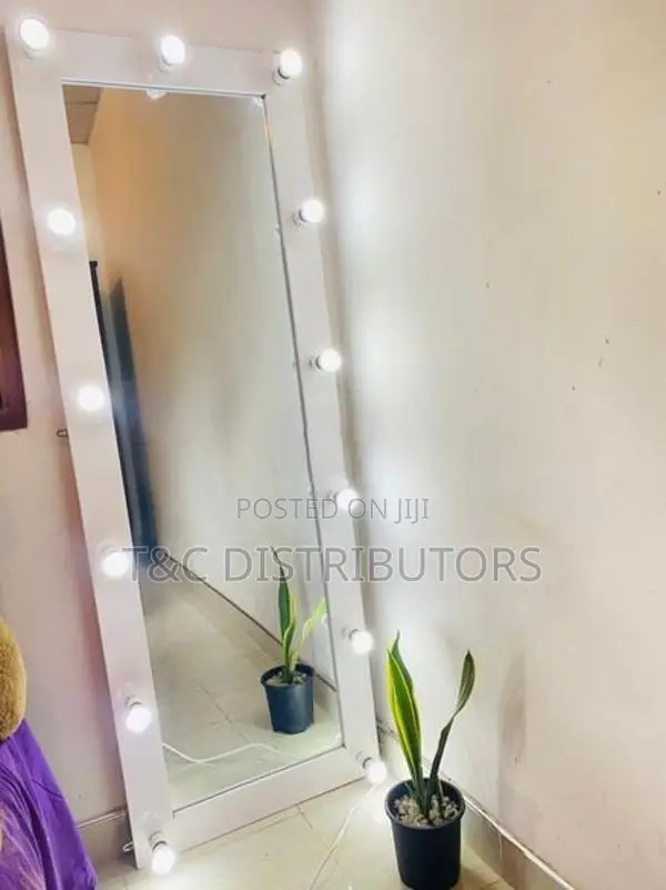 Hollywood Dressing Mirror