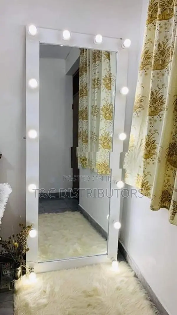 Hollywood Dressing Mirror