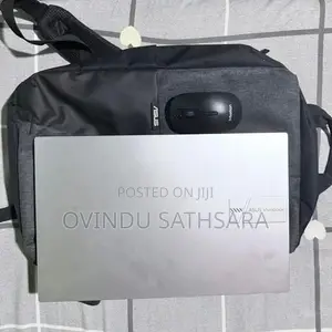 Asus vivobook 1315U