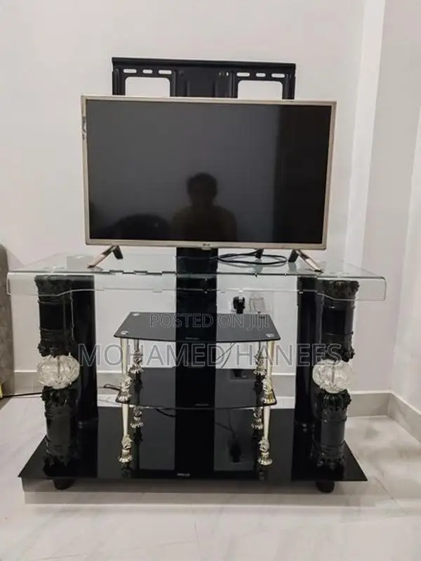 LG Smart TV with Temperd Glass Stand