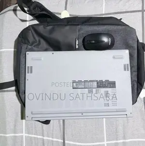 Asus vivobook 1315U