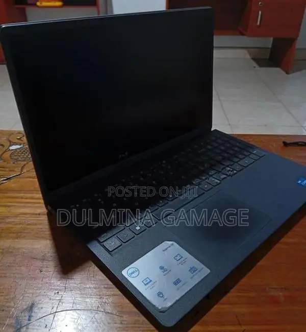 Dell Inspiron 3530