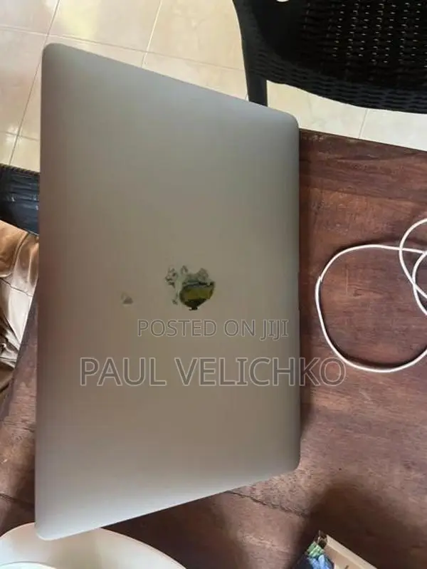 Apple MacBook Air M1