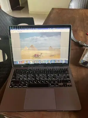 Apple MacBook Air M1