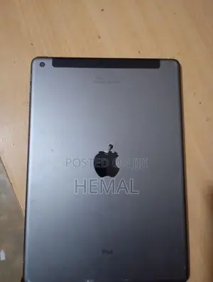 Apple ipad 7 A1278 (Used)