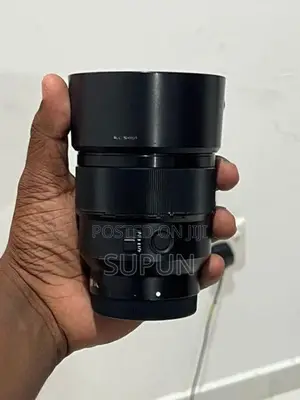 Sony FE 85mm f/1.8 Lens