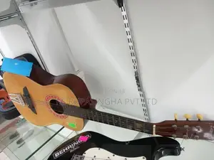 Box Guitar