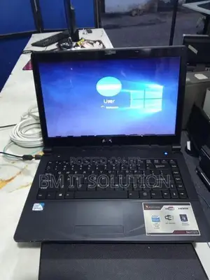 Singer Laptop