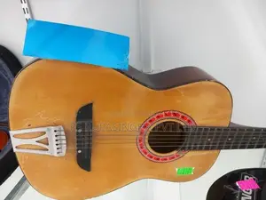 Box Guitar