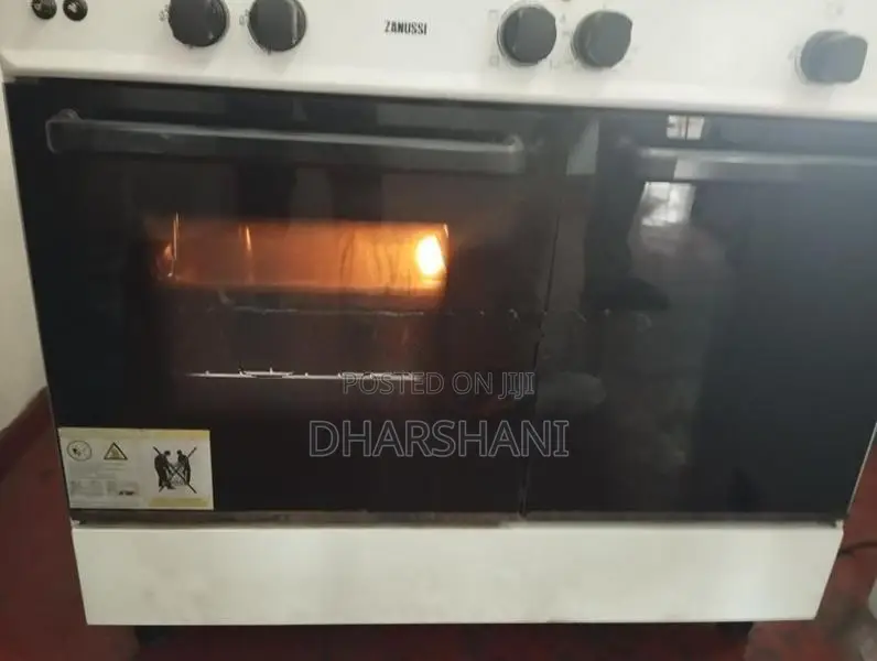 Zenussi Italian Branded Oven 63 L with 3 Gas Burners and Grill