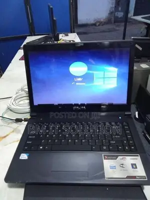 Singer Laptop