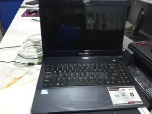 Singer Laptop