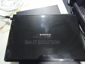 Singer Laptop