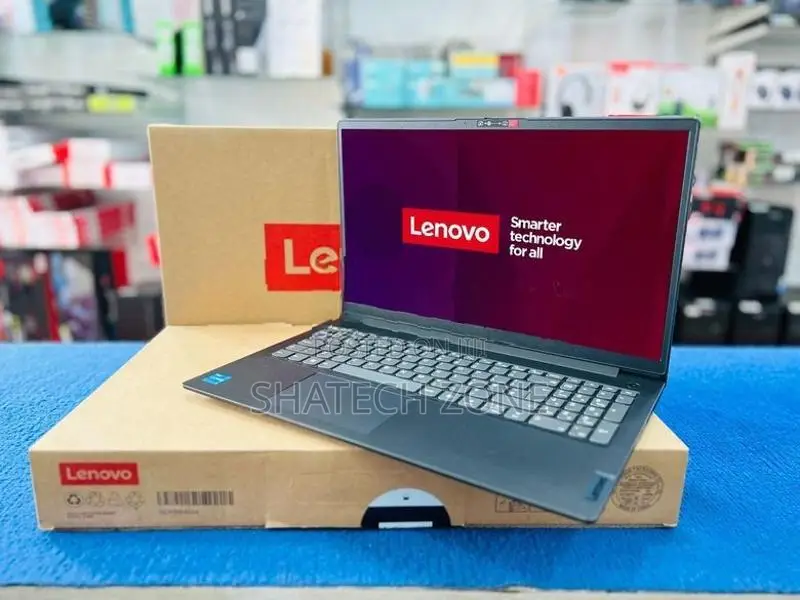 Laptop Lenovo V15 G5 (New) i5 13th GEN|8GB RAM|512GB NVME|15.6" FHD