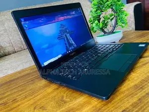 Dell Latitude 5280 Core i5 7th Gen 8GB RAM 256GB NVME