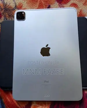 Apple i pad pro 3gen 128GB (Used)