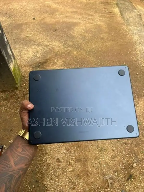 Apple MacBook Air M2