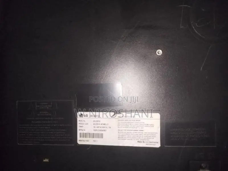 LG 32 Inch LCD TV