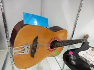 Box Guitar