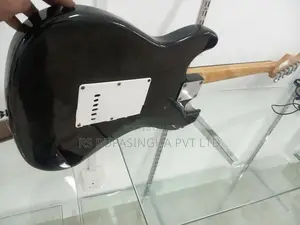 Suzuki Electric Guitar