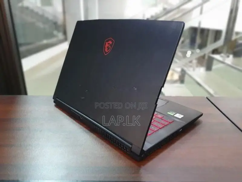 MSI Thin GF63 10CSR Core i7 10th GEN GTX 1650 Max-Q 4GB VGA 8GB RAM