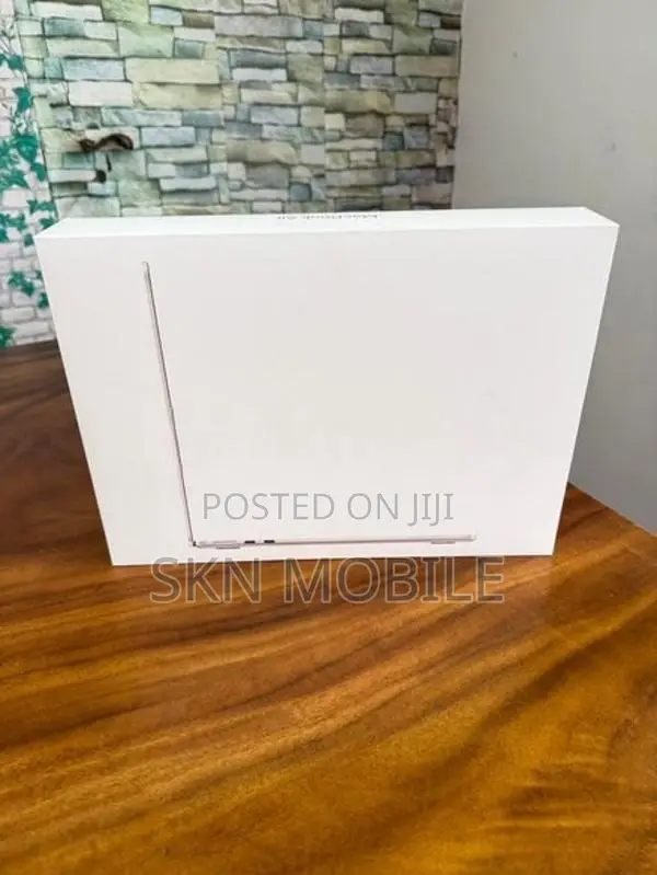 Apple MacBook M3 Air 16GB 512GB 13.6”