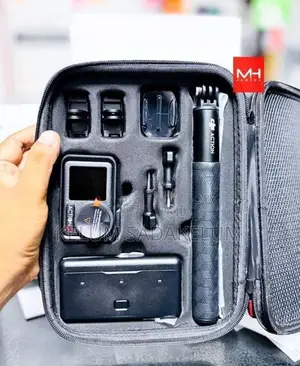 DJI Osmo Action 5 Pro Adventure Combo