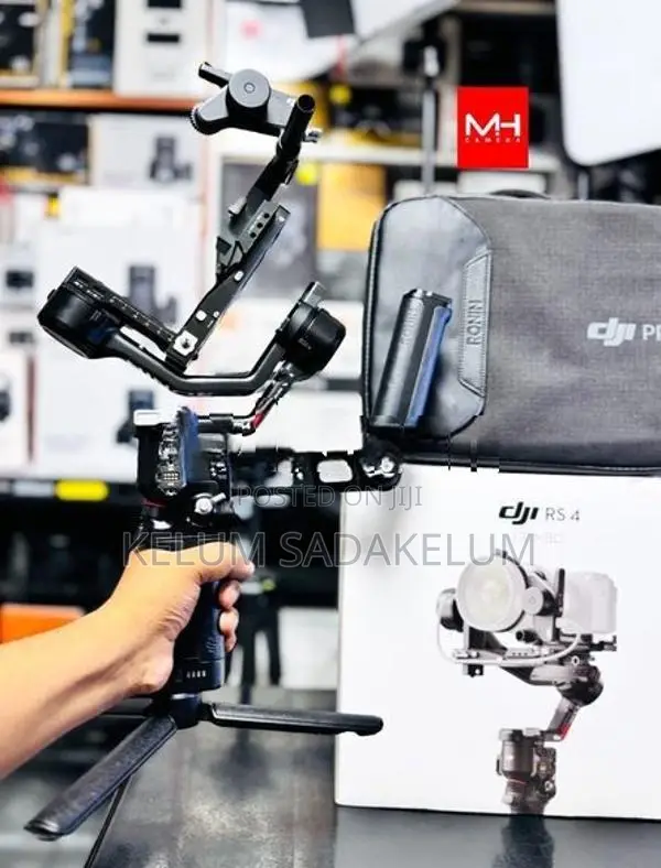 DJI RS 4 Gimbal Stabilizer Combo