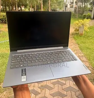 Lenovo IdeaPad Slim 3 | i5 16GB RAM 512GB SSD