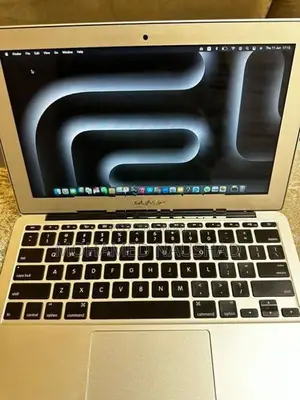 Apple MacBook Air 11" silver color