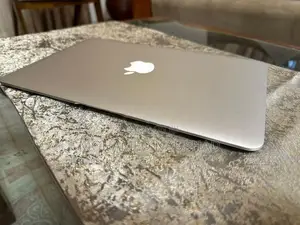 Apple MacBook Air 11" silver color