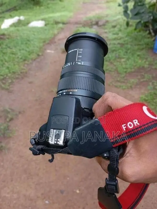 Canon 4000 D Sigma 17-70mm