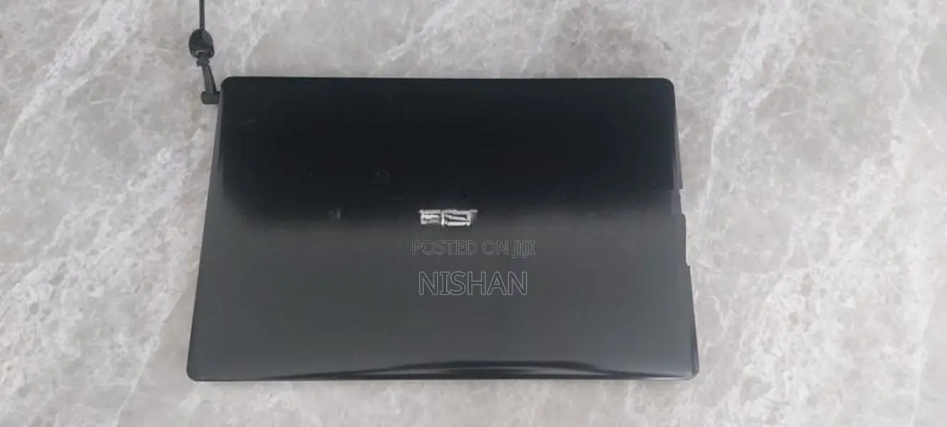 Asus Core i7 2.60 GHz 6th Gen 8GB RAM