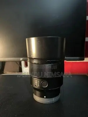 Sony G 85mm 1.8f Lens