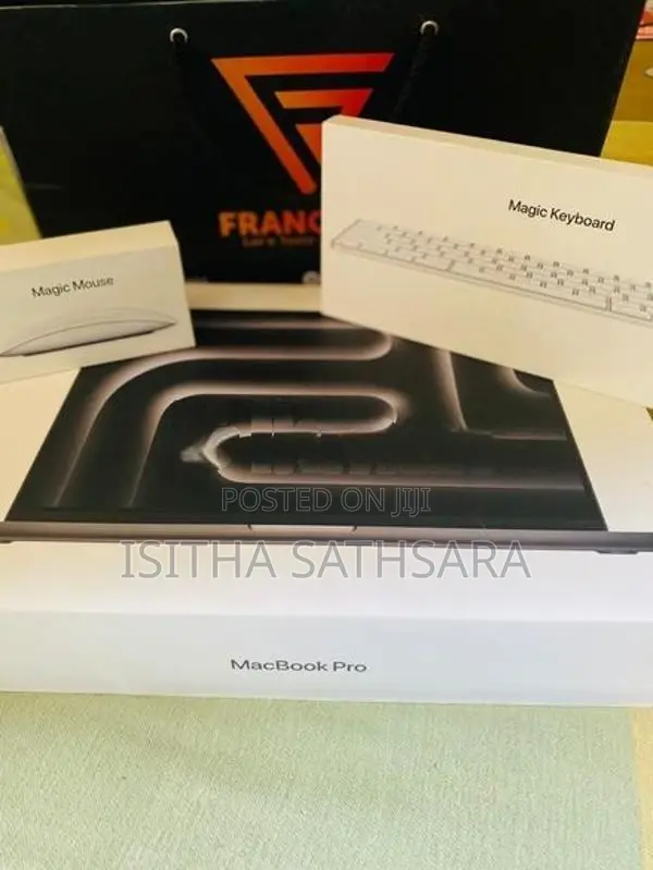 Apple MacBook M3 Pro Max 48GB RAM