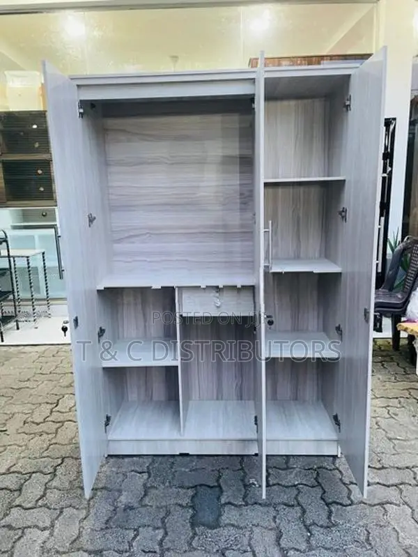 Melamine 3 door almari