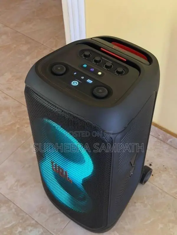 JBL 320 Speaker