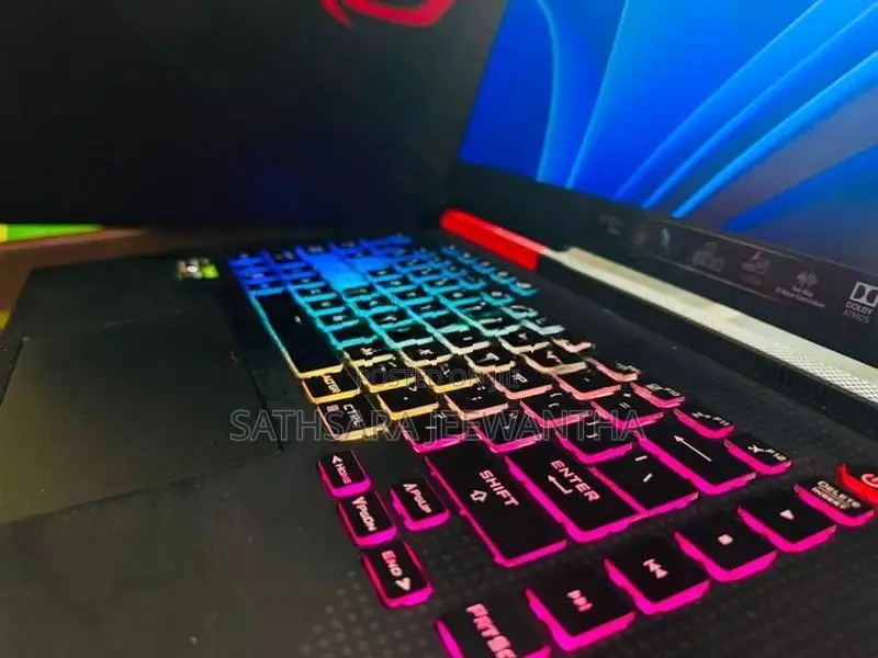 Asus Rog Strix G15 300HZ