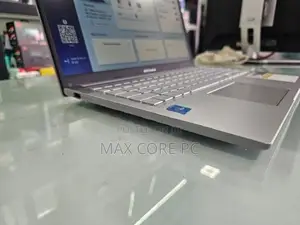 Asus Vivobook Core i5 13th Gen 16GB RAM 256GB SSD 15.6" Used Laptop