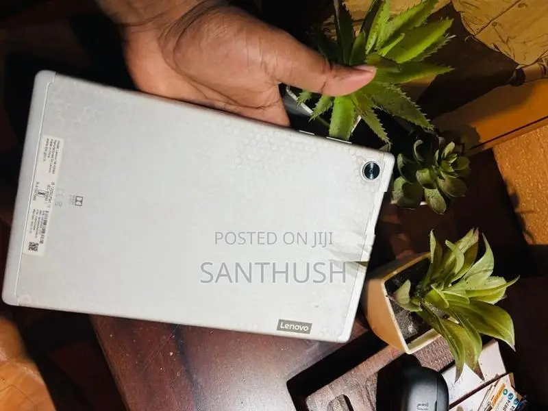 Lenovo Tab M10 HD