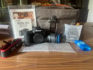 Canon EOS 70D