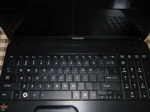 Toshiba Sattelite C850D Laptop