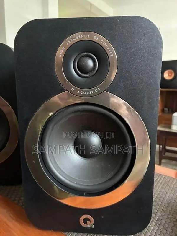 Q Accoustic Premium Bookshelf Speaker Pair